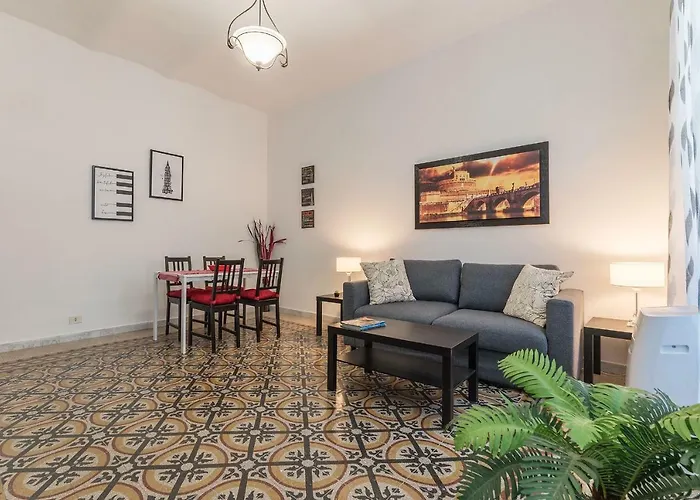 Guesthost - Borgo Pio Elegant Apartment! * Rom