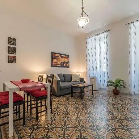 Lägenhet Guesthost - Borgo Pio Elegant Apartment!